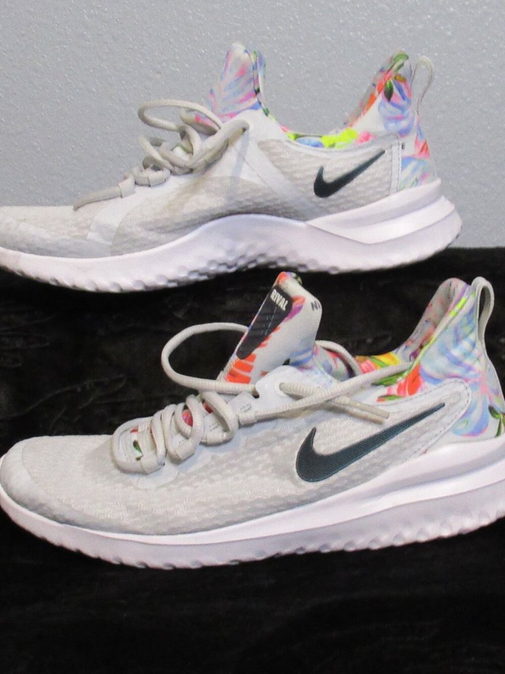 Nike Renew Rival Women’s Gray Multicolor Running Training Sneakers